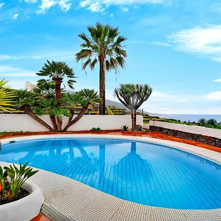 Villa With Moorish Charm And Panoramic Ocean Views *