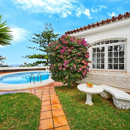 Villa With Moorish Charm And Panoramic Ocean Views Los Realejos