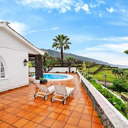 Villa With Moorish Charm And Panoramic Ocean Views *