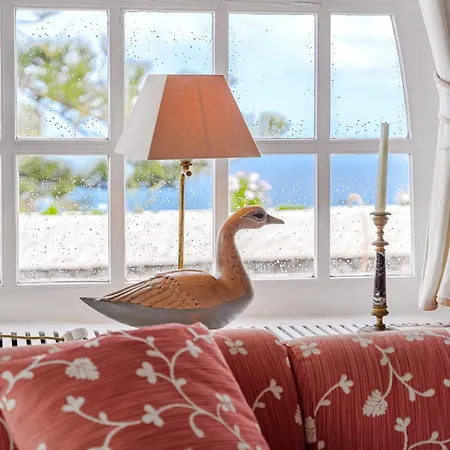 Villa With Moorish Charm And Panoramic Ocean Views