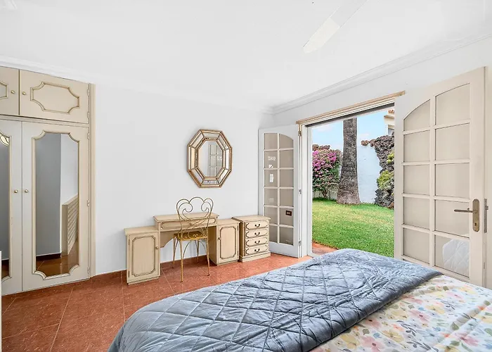 With Moorish Charm And Panoramic Ocean Views Villa