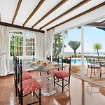 فيلة With Moorish Charm And Panoramic Ocean Views *