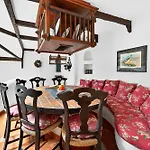 With Moorish Charm And Panoramic Ocean Views لوس رياليخوس